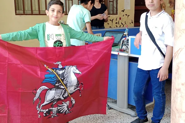 Mdrsa Al-Mtfouqyn 2