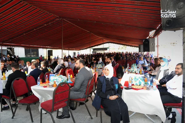Mdrsa Al-Khtouat Al-Dhhbya
