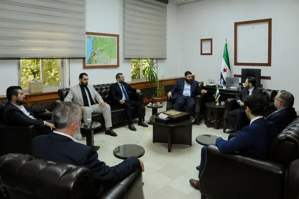 الرئيس للاتصالات