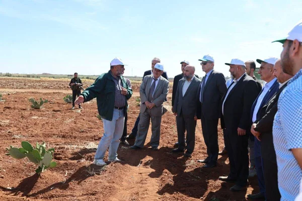 Walaslah Al-Zraay Fy Quneitra Agriculture Directorate