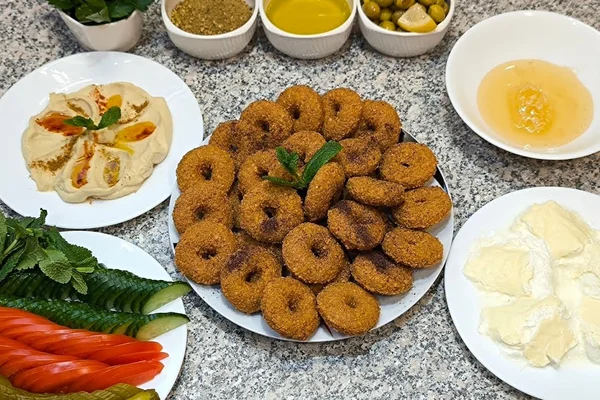 Mtam Msty Alouz (flafl Wfoul Wmsbha)