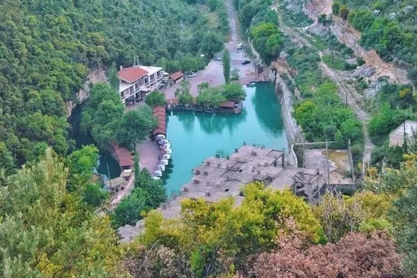 Mtam Wady Al-Mlouk Ll Grills