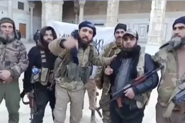 Rjal Al-Snh Qadmoun Thryr Al-Sham